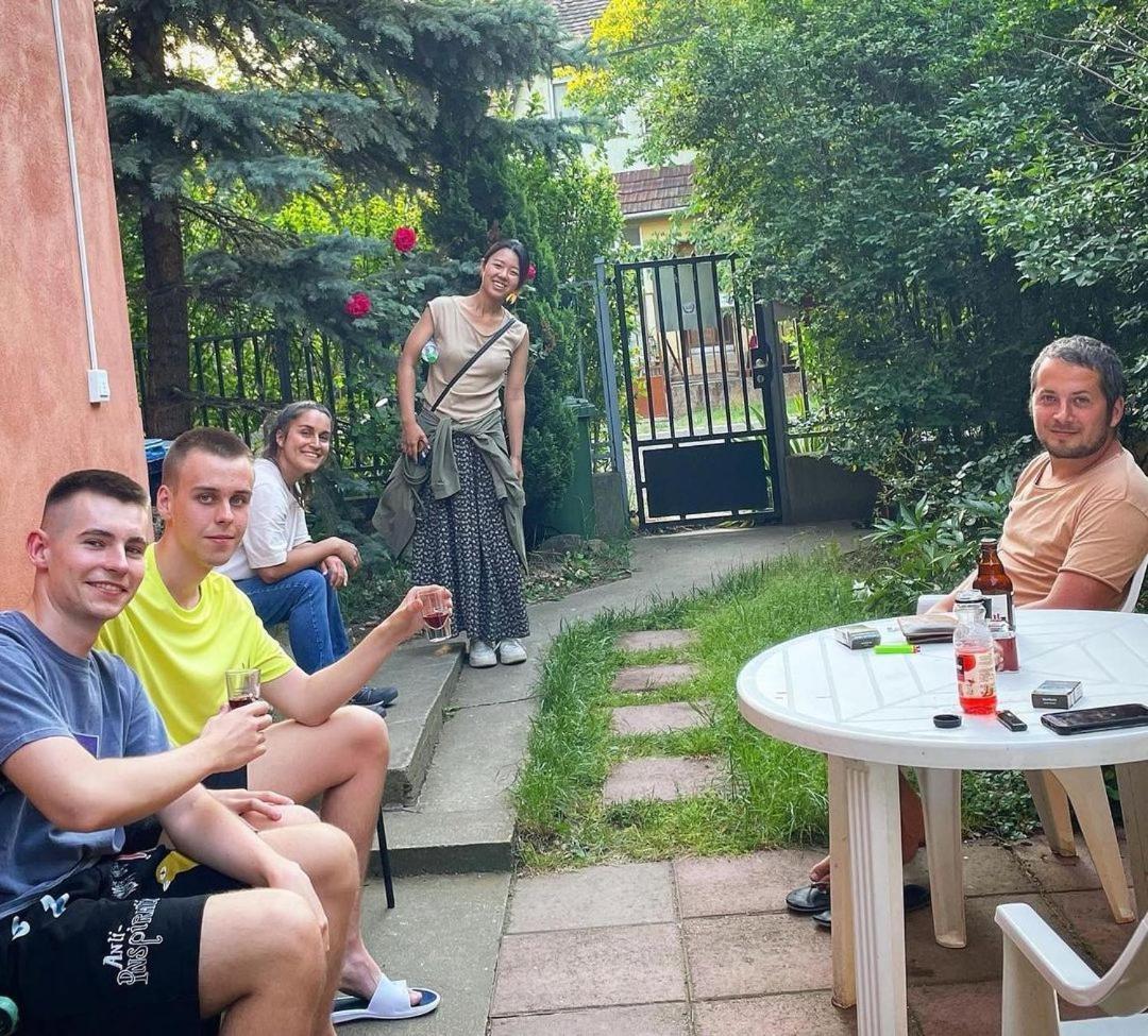 Budapest Garden Hostel Exterior photo